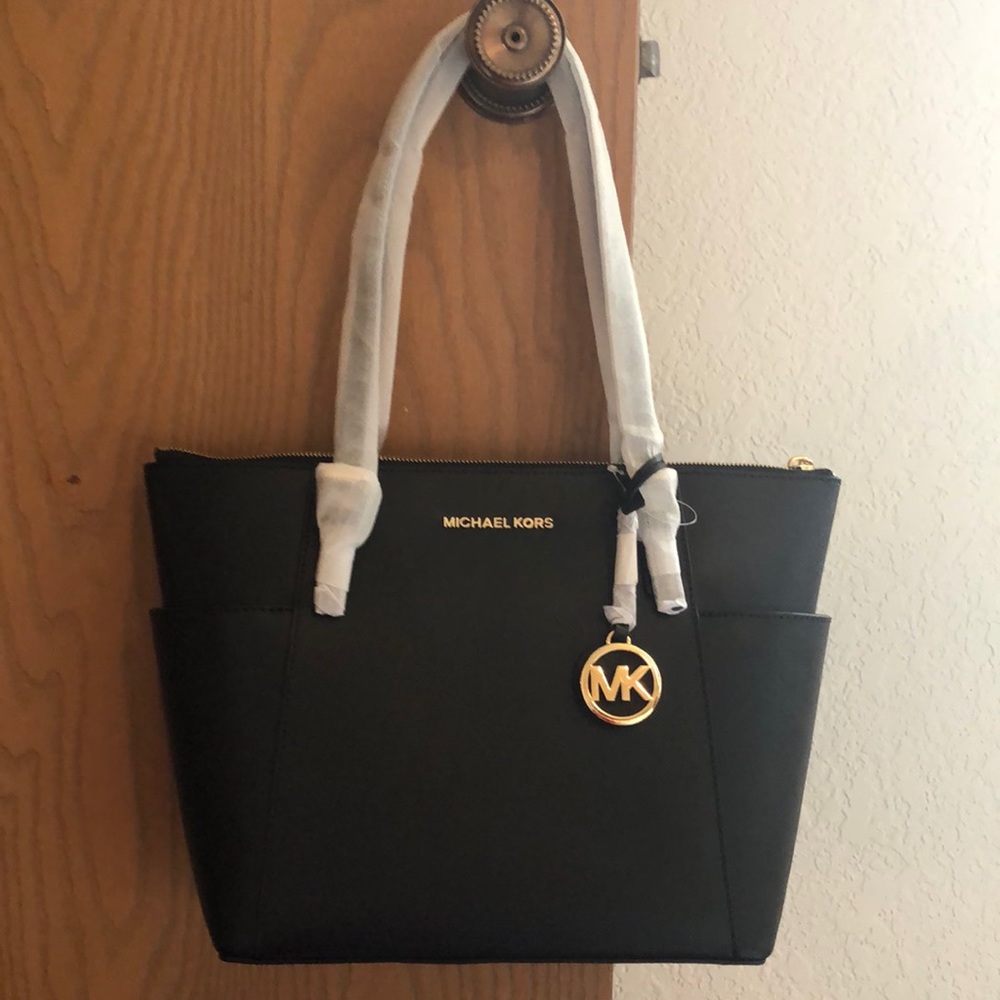 NWT Michael Kors Jet Set tote